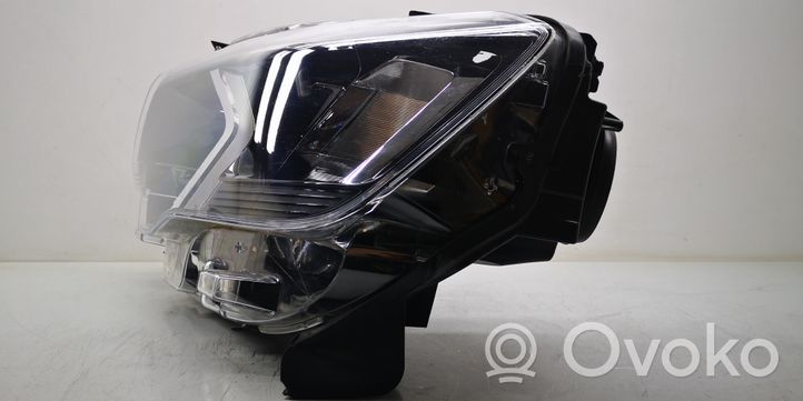 Peugeot Partner III Lampa przednia 9816826980