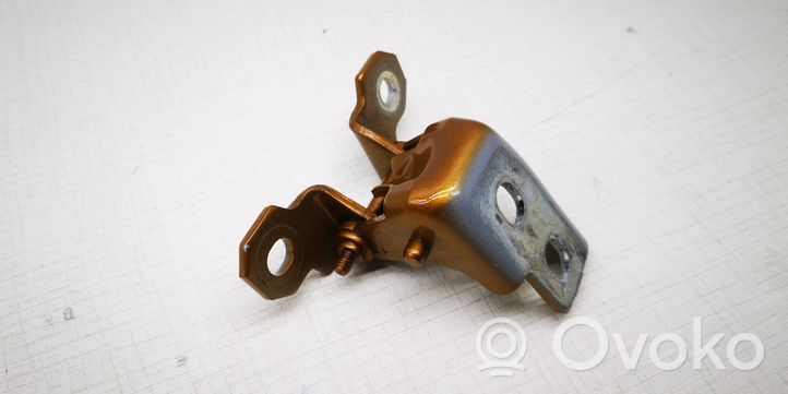 Renault Captur Cerniera superiore della portiera anteriore 804010016RG