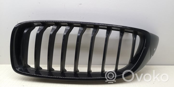 BMW 4 F32 F33 Maskownica / Grill / Atrapa górna chłodnicy 7294813