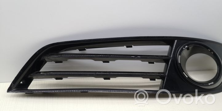 Audi A8 S8 D4 4H Front fog light trim/grill 4H0807679