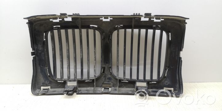 BMW 5 E34 Atrapa chłodnicy / Grill 51131973825