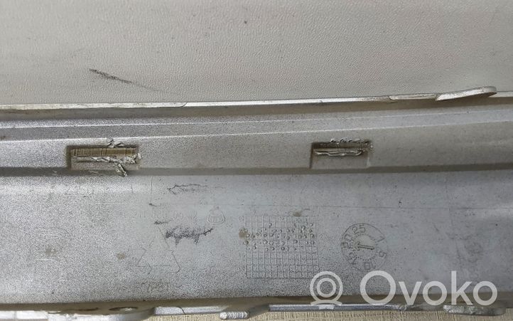 Mercedes-Benz E W211 Modanatura separatore del paraurti anteriore A2118800612