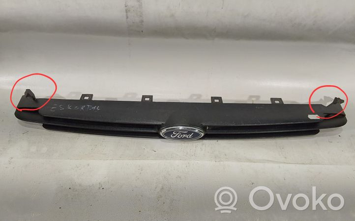 Ford Escort Front grill 95AB8200AB