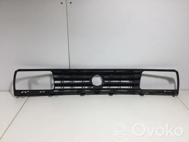 Volkswagen Jetta II Griglia superiore del radiatore paraurti anteriore 165853653E