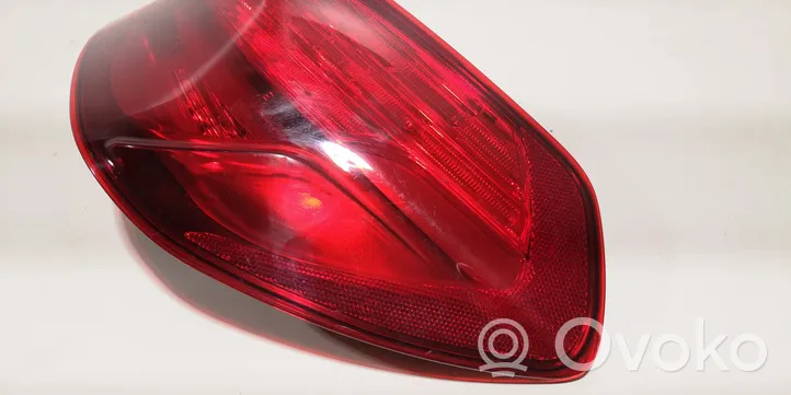 BMW 6 F06 Gran coupe Rear/tail lights 89505162
