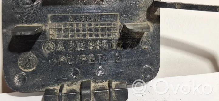 Mercedes-Benz E W212 Tappo/coprigancio di traino paraurti posteriore A2128850226