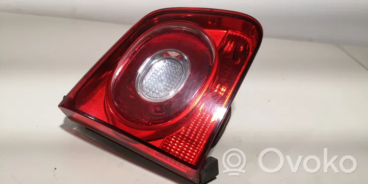 Volkswagen Tiguan Tailgate rear/tail lights 5N0945093B