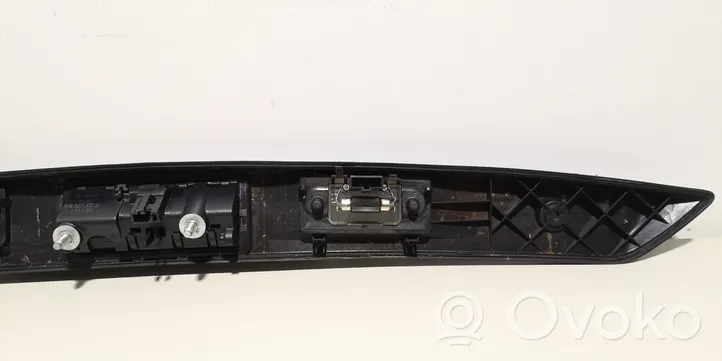 Volkswagen Tiguan Trunk door license plate light bar 5N0827287