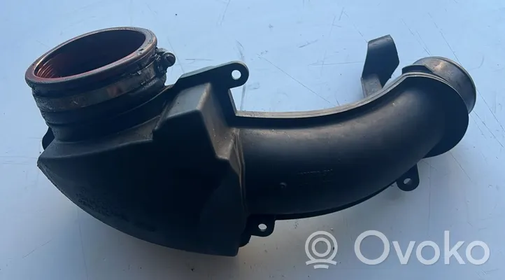 Volvo V60 Support, tuyau de refroidissement intermédiaire 31293547