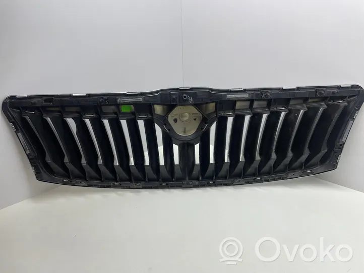 Skoda Octavia Mk2 (1Z) Maskownica / Grill / Atrapa górna chłodnicy 1Z0853651C