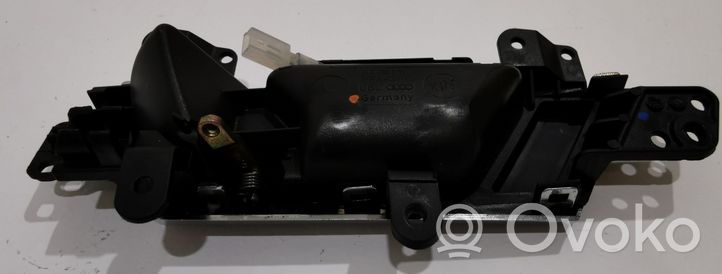 Audi A6 S6 C6 4F Front door interior handle 4F0839020D