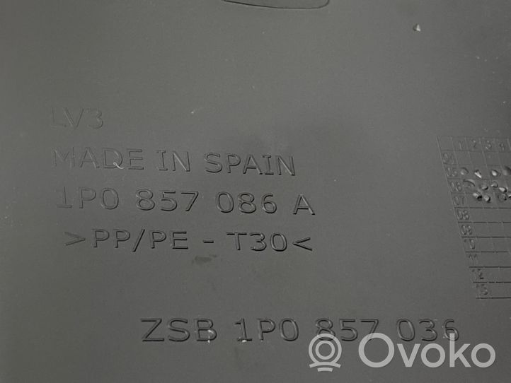 Seat Leon (1P) Garniture d'extrémité latérale du tableau de bord 1P0857086A