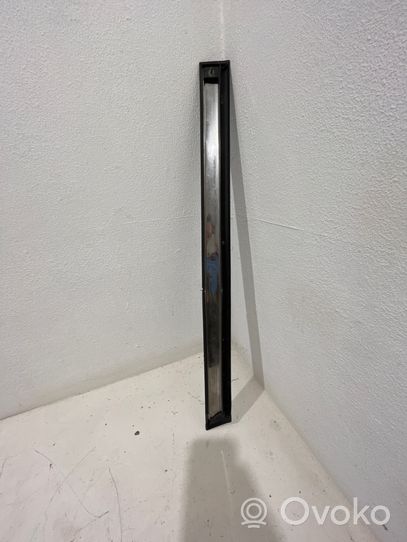 BMW 5 E28 Rear door trim (molding) 1871697