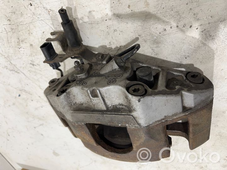 Audi A4 S4 B7 8E 8H Pinza del freno anteriore 8E0615124b