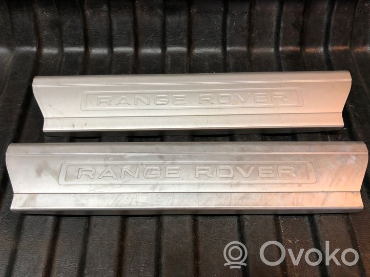 Land Rover Range Rover L405 Muu kynnyksen/pilarin verhoiluelementti CPLA13201AD