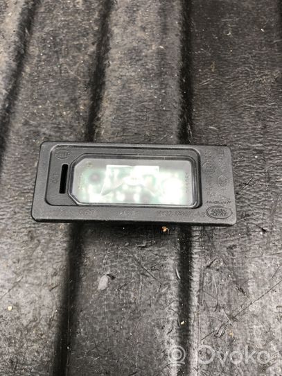 Land Rover Discovery 5 Lampa oświetlenia tylnej tablicy rejestracyjnej HY3213B627AB