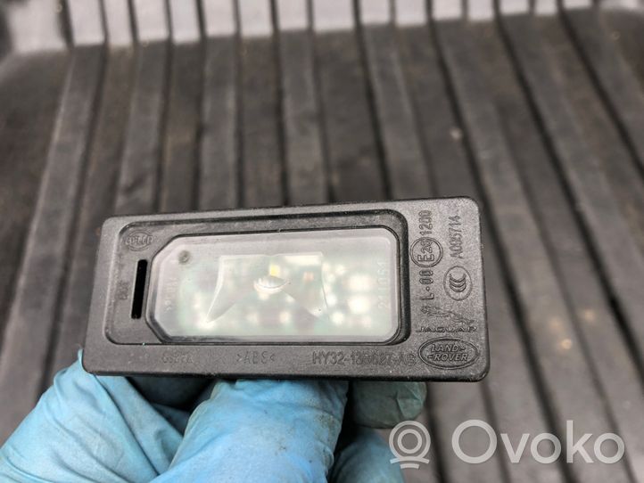 Land Rover Discovery 5 Lampa oświetlenia tylnej tablicy rejestracyjnej HY3213B627AB