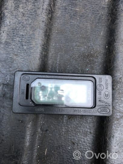 Land Rover Discovery 5 Lampa oświetlenia tylnej tablicy rejestracyjnej HY3213B627AB