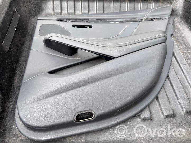 Mercedes-Benz S W222 Rivestimento del pannello della portiera posteriore A2227600661