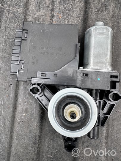 Volvo S90, V90 Fensterhebermotor Tür vorne 31674756