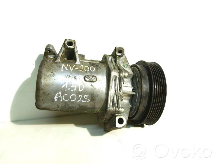 Nissan NV200 Ilmastointilaitteen kompressorin pumppu (A/C) 926003LS0A