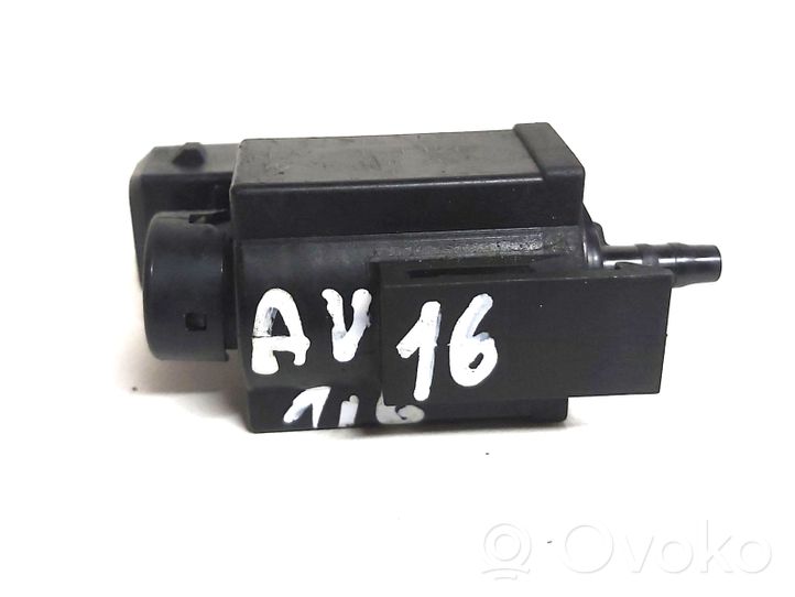 Toyota Avensis T270 Solenoidinis vožtuvas 7810831