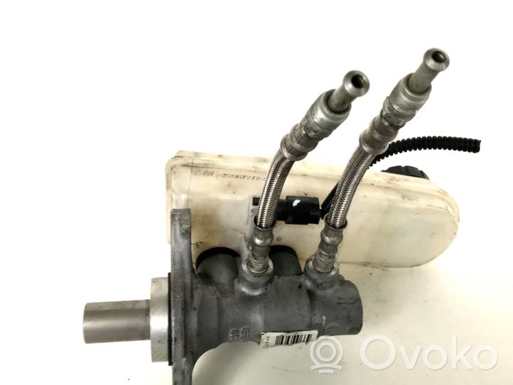 Mitsubishi Colt Master brake cylinder 32067272D