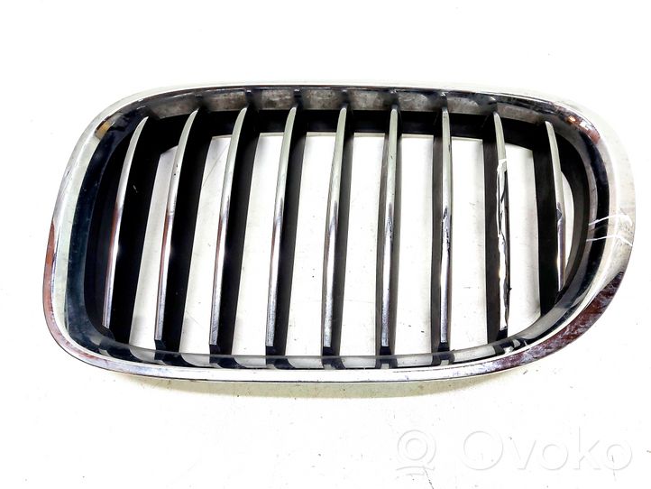 BMW 7 F01 F02 F03 F04 Grille calandre supérieure de pare-chocs avant 51138057089