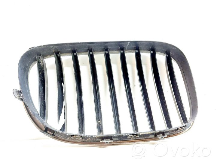 BMW 7 F01 F02 F03 F04 Grille calandre supérieure de pare-chocs avant 51138057089