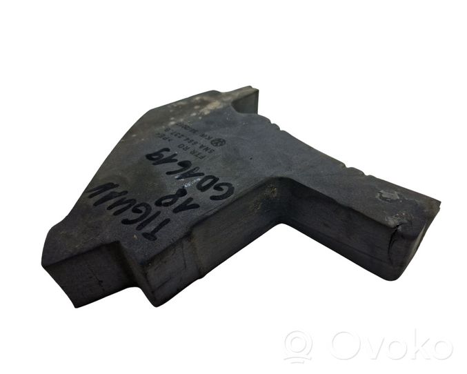 Volkswagen Tiguan Support, joint d'aile caoutchouc en mousse 5NA864237B