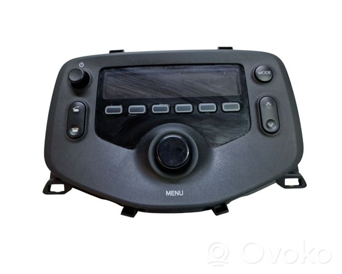 Toyota Aygo AB40 Panel / Radioodtwarzacz CD/DVD/GPS 861200H060