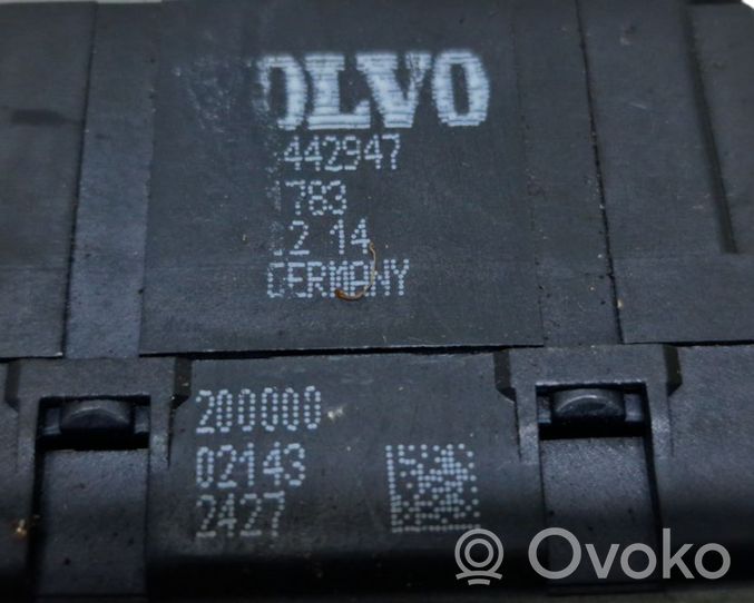Volvo V70 Relè riscaldamento sedile 9442947