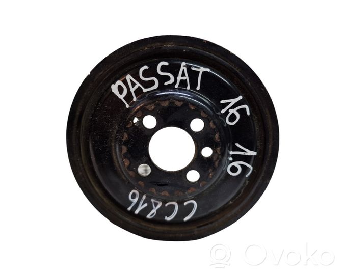 Volkswagen PASSAT B8 Crankshaft pulley 04L105243