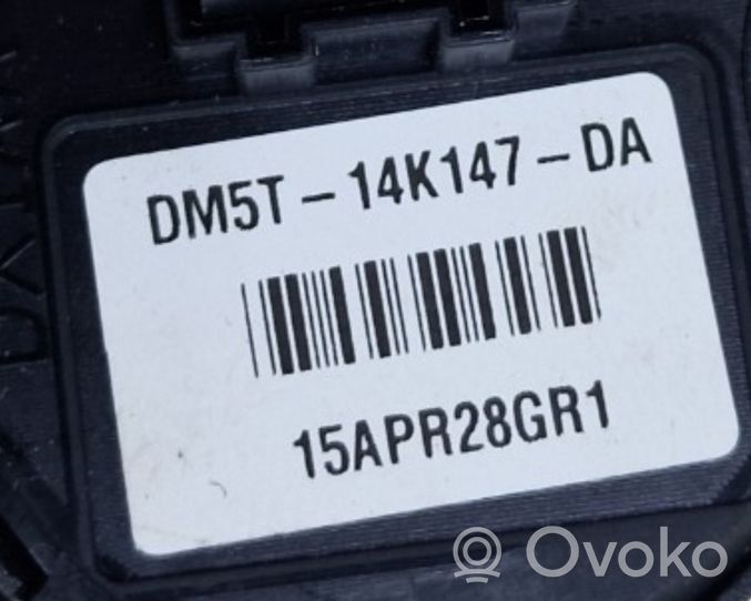 Ford Kuga II Pulsanti/interruttori sul volante AM5T14K147AA