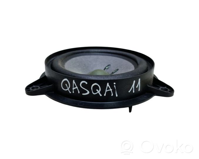 Nissan Qashqai Haut-parleur de porte avant 281567Y300
