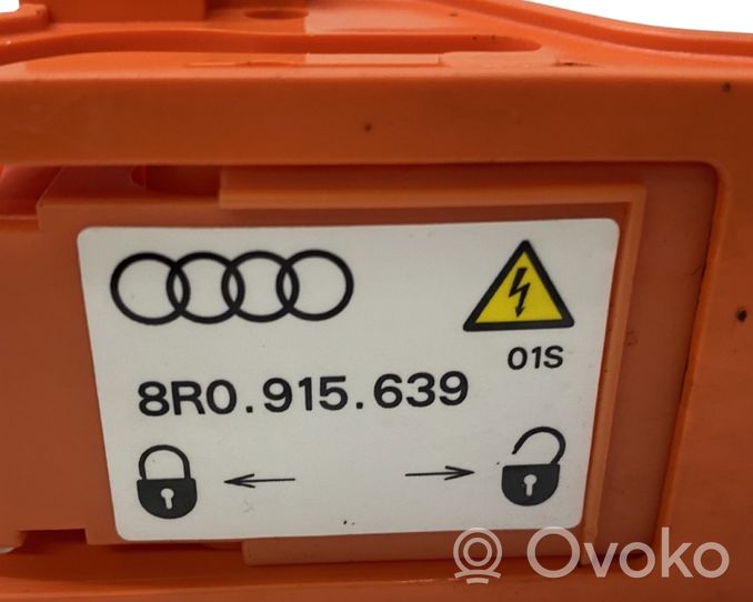 Volkswagen Jetta VI Battery relay fuse 8R0915639