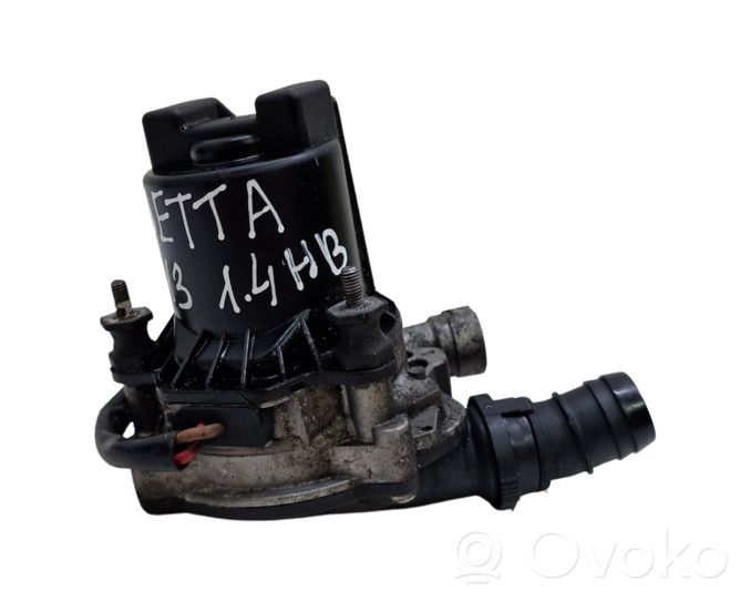 Volkswagen Jetta VI Secondary air pump 04E131333A