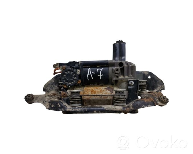 Audi A7 S7 4G Ilmajousituksen kompressoripumppu 4G0616005C