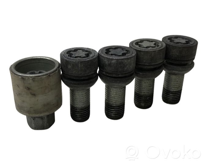 Audi A6 Allroad C6 Anti-theft wheel nuts and lock 