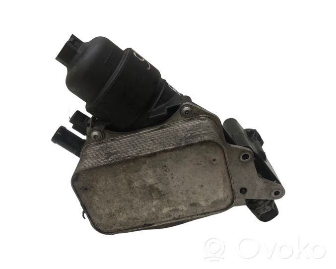 Nissan X-Trail T32 Oil filter mounting bracket 70375888