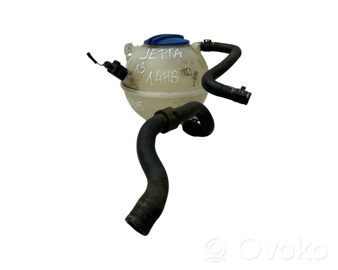 Volkswagen Jetta VI Coolant expansion tank/reservoir 5C0121407