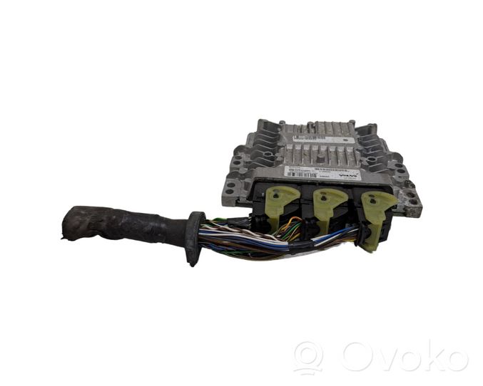 Volvo C30 Variklio valdymo blokas 31269095