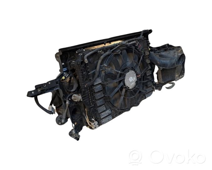 Volkswagen Touareg II Radiatorių komplektas 7P0121203H