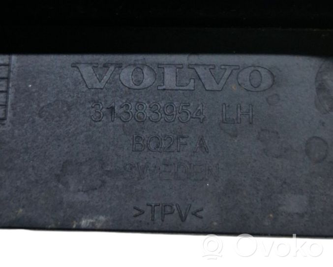 Volvo XC90 Chlpacze przednie 31383954