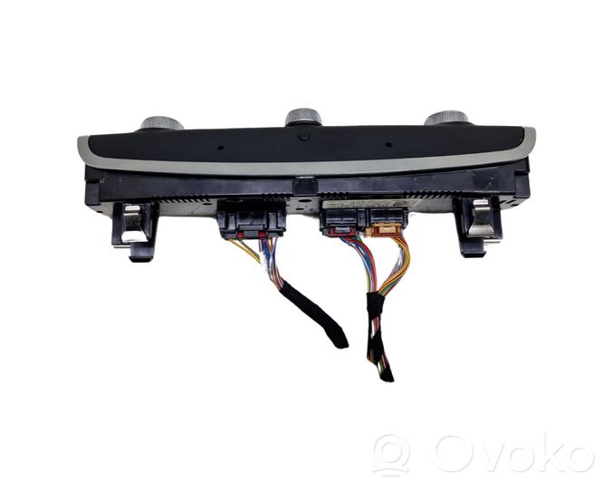 Audi A3 S3 8V Climate control unit 8V0820043G