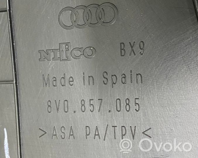 Audi A3 S3 8V Panelės apdailos skydas (šoninis) 8V0857085