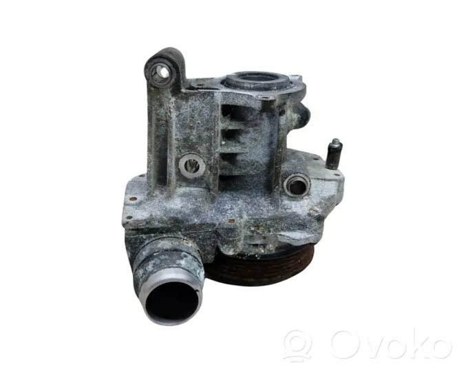 Mercedes-Benz GLA W156 Pompe de circulation d'eau A6512000501