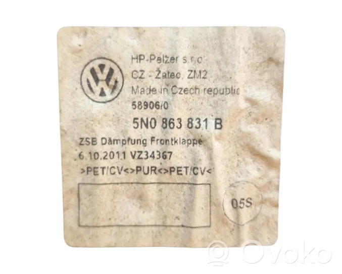 Volkswagen Tiguan Izolacja termiczna / wygłuszenie pokrywy / maski silnika 5N0863831B