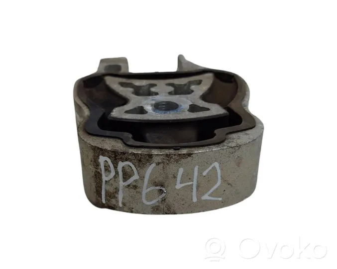 Ford Mondeo MK V Soporte de montaje del motor DS736P082DD