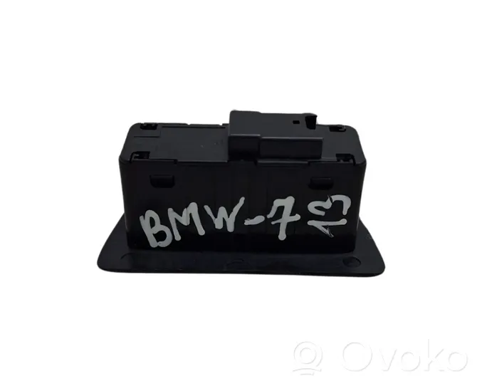 BMW 7 F01 F02 F03 F04 Przełącznik / Przycisk otwierania klapy tylnej / bagażnika 9275121